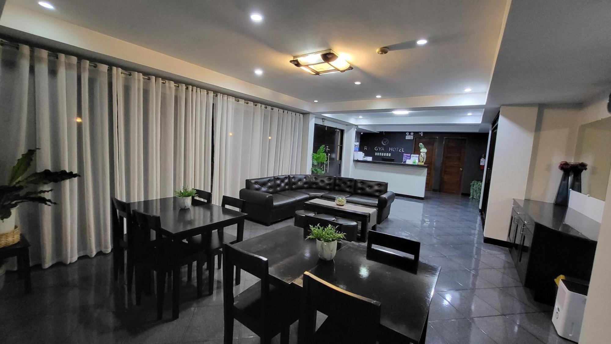 โรงแรมรังยา Tagaytay City ภายนอก รูปภาพ